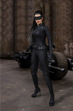 Load image into Gallery viewer, Batman Catwoman Exclusive Action Figure Collection