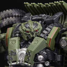 Load image into Gallery viewer, Transformers Long Haul Fully Equipped Action Figure Collection